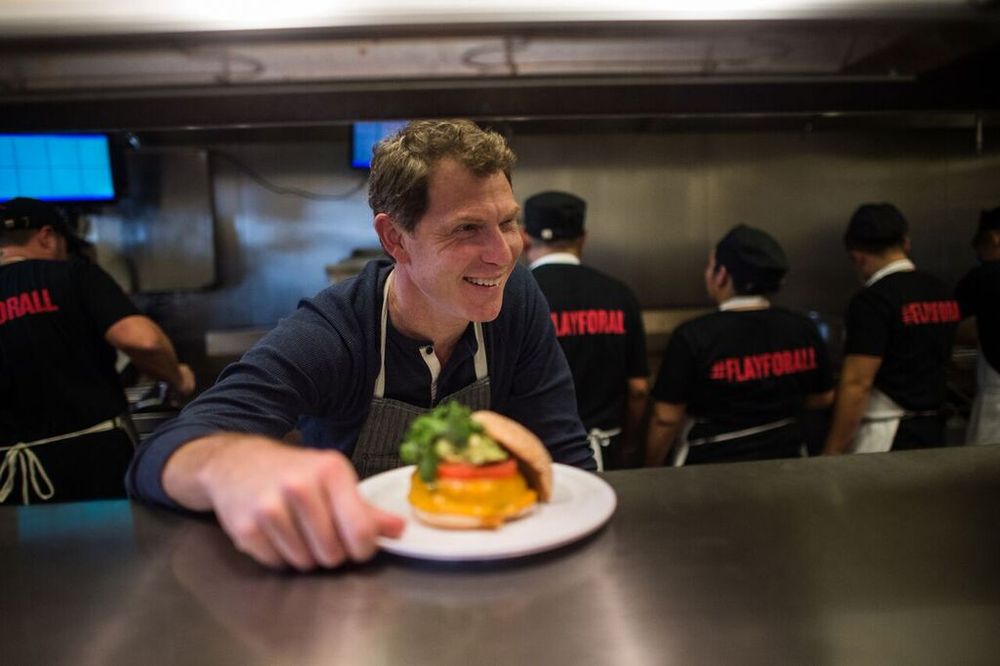 Gato Bobby Flay