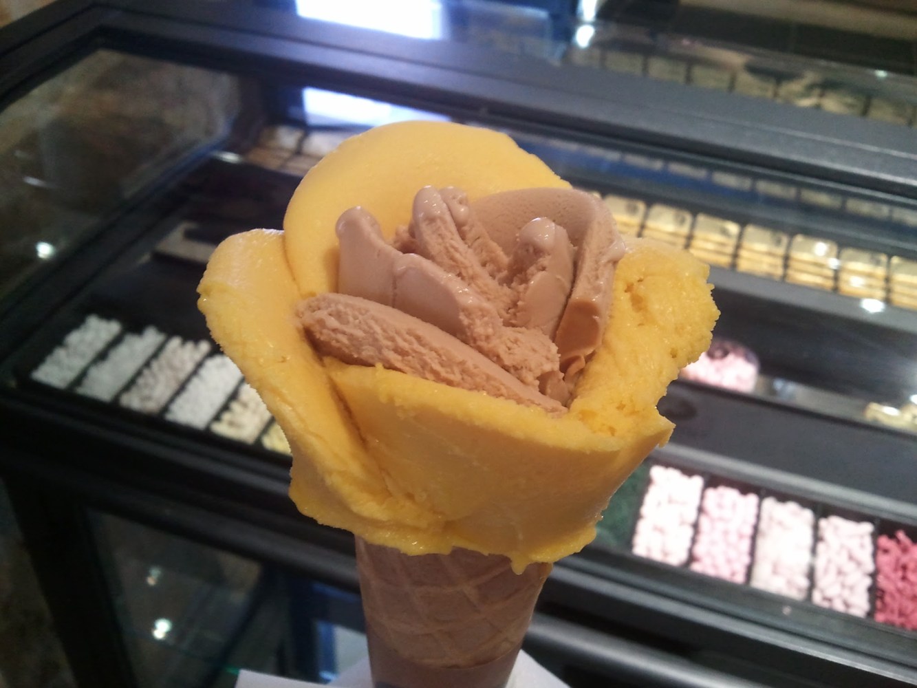 Amorino Gelato Rose 2
