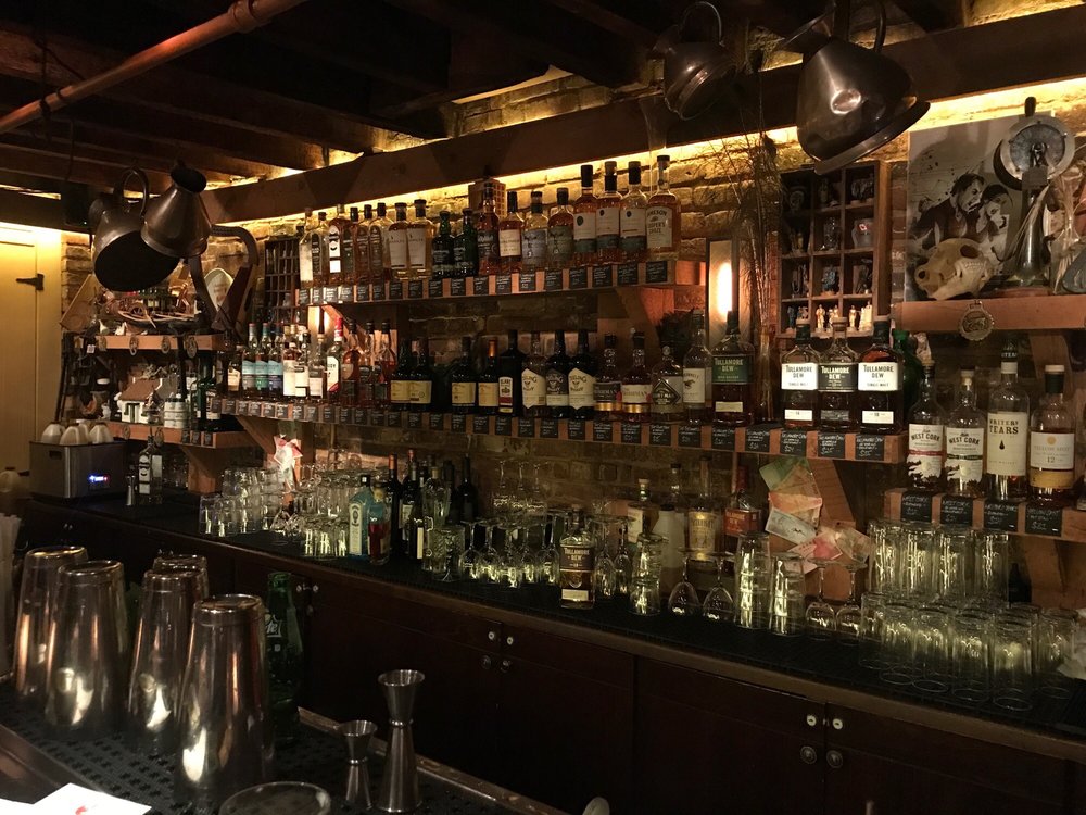 Dead Rabbit Bar