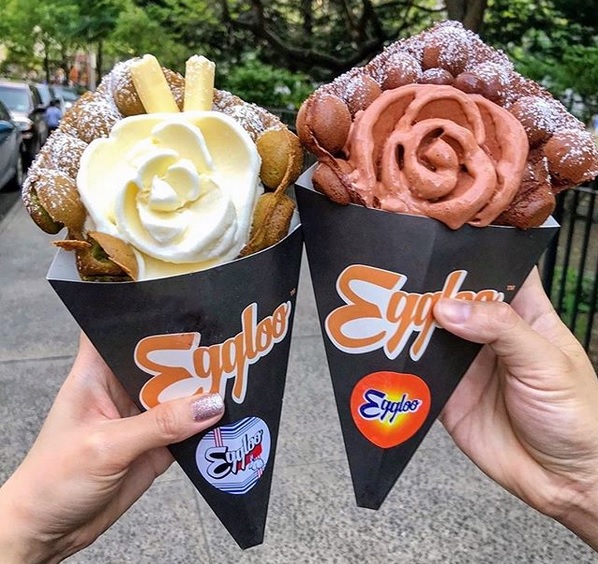 Eggloo Egg Waffle Sundaes
