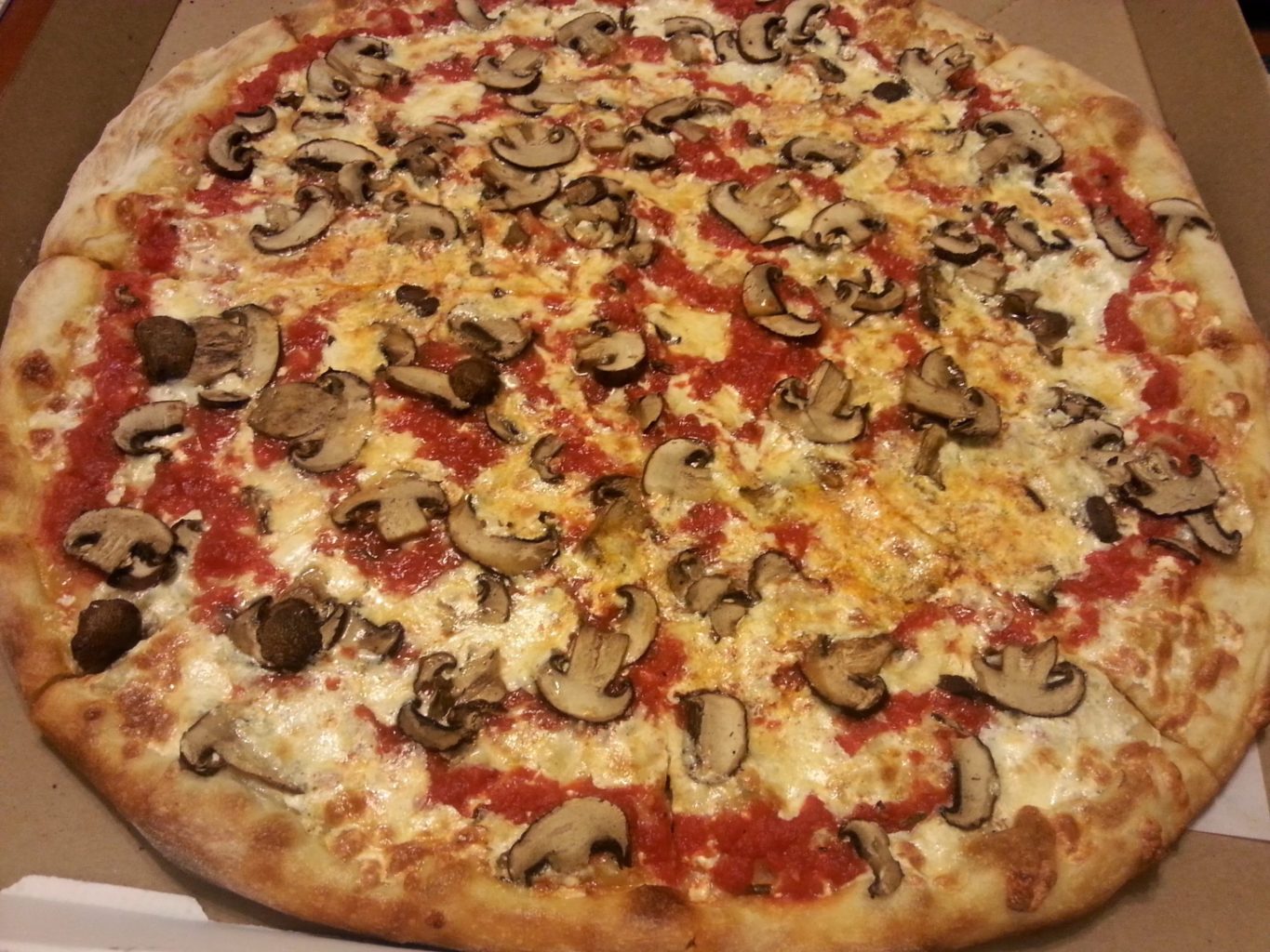 Luna Pizza Mushroom Pie