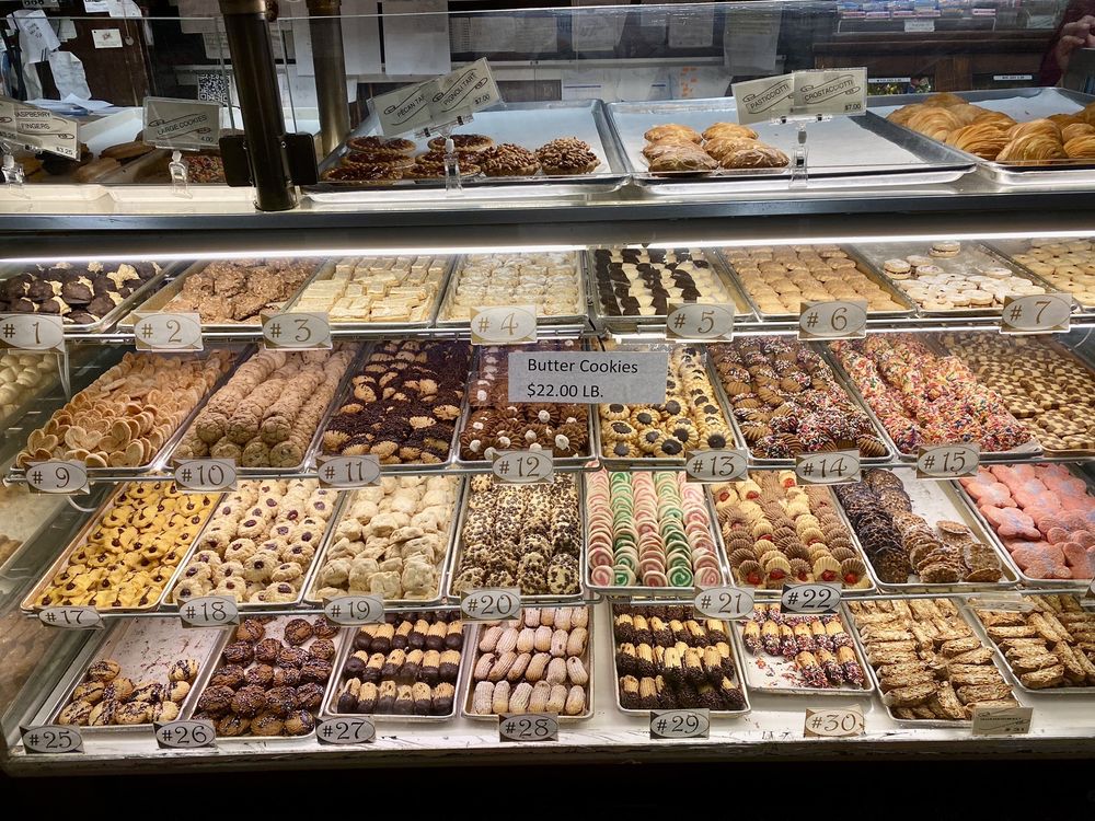 La Guli Pastry Shop Cookies